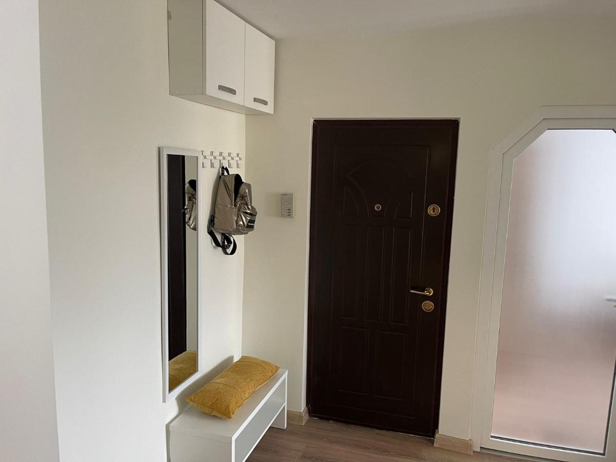 Angels Apartment 2 Oradea Exterior photo